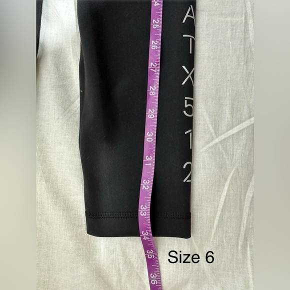 New Lululemon Wunder Under High-Rise 7/8 Tight *Full on Luon 25” !!! - Picture 8 of 12